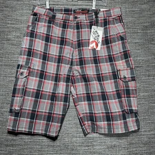 Airwalk Shorts Men's Size 36 Gray Black Red Plaid Baggy Y2K
