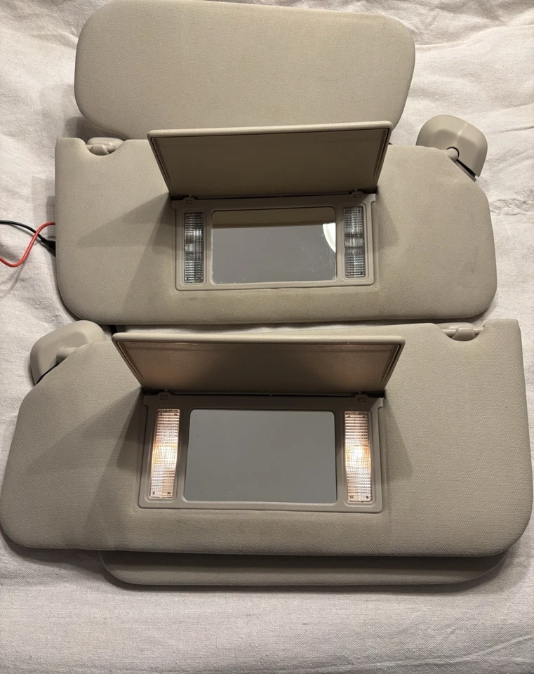 Ford Expedition Lincoln Navigator Sun Visor Set Driver Passenger  2003-2006 - Image 3 of 4