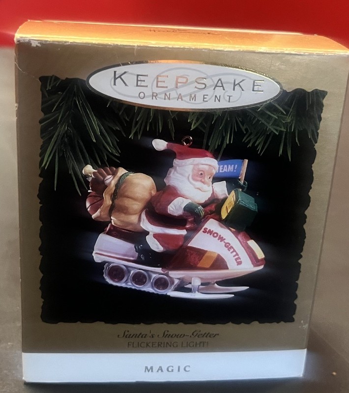 Hallmark Santa's Snow Getter Keepsake Ornament Magic Christmas in Box  1993