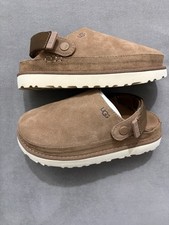 UGG Goldenstar Clog Sandals UK Size 5 Chesnut Brown Suede