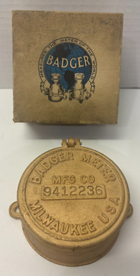 Antique Badger Meter Mfg Co 9412236 Cover Milwaukee WI Primitive Collectible