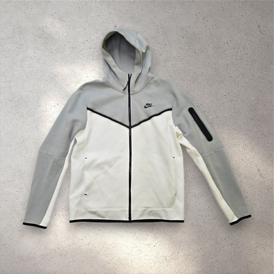 nike tech fleece hoodie white and grey