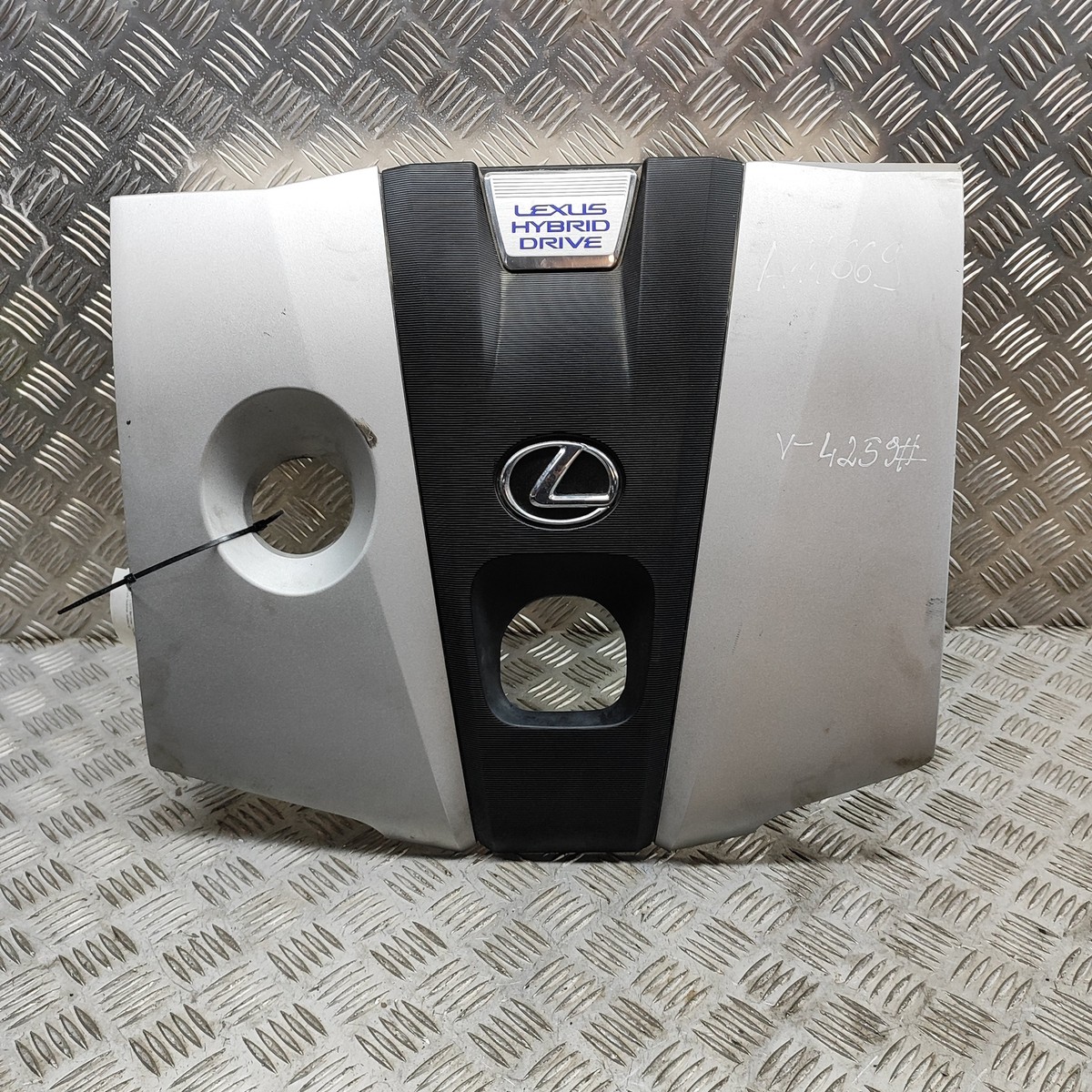 LEXUS ES XZ10 Engine Cover 12601-25051 2.5 Hybrid 160kW 2021