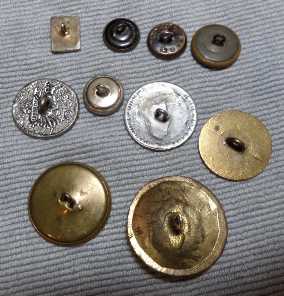 Lot of 10 Vintage Antique Metal Picture Buttons CAMEOS HEADS MEN KINGS ALEXANDER - Image 4 of 4