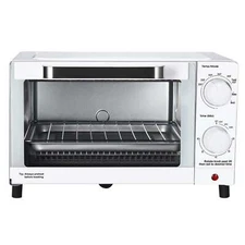 Mainstays 4 Slice Toaster Oven with 3 Settings, includes baking rack and pan