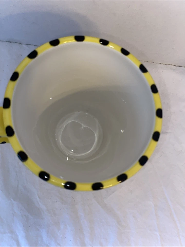 Taza Veasey Remolino Punto Amarillo Instantáneo Humano Solo Añade Café Nuestro Nombre Es Barro Foto 4 de 4