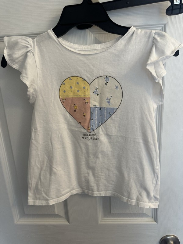 H&M Girls Youth Size 8/10 White Heart Floral Short Sleeve T-shirt Top