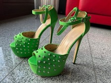 Plateau High Heels, Gr. 40, grün, Fesselriemen , Nieten, Neu