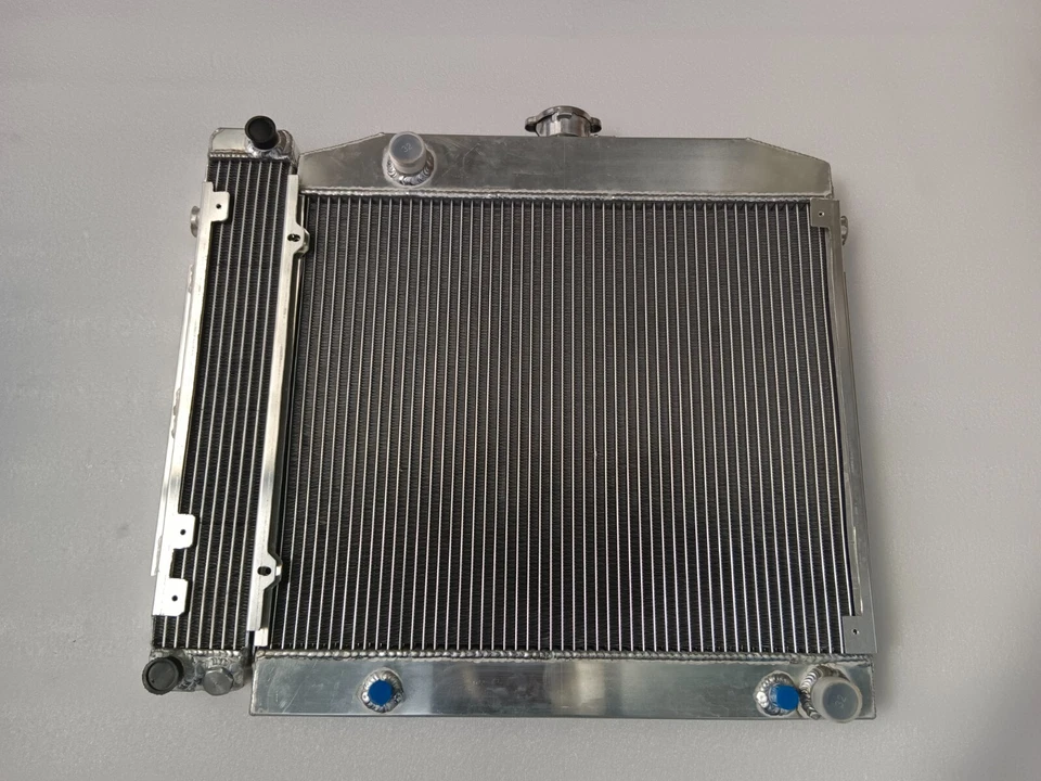 For Mercedes Benz W114 W115 230 240D 250 1974-1976 Aluminum OIL COOLER - Image 3 of 4