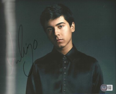 IVAN CORNEJO SIGNED MEXICAN SINGER 8X10 PHOTO - BECKETT COA