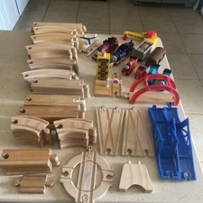 Wooden Railway Train Tracks Thomas and Friends Lot Of 76 Pieces Untested