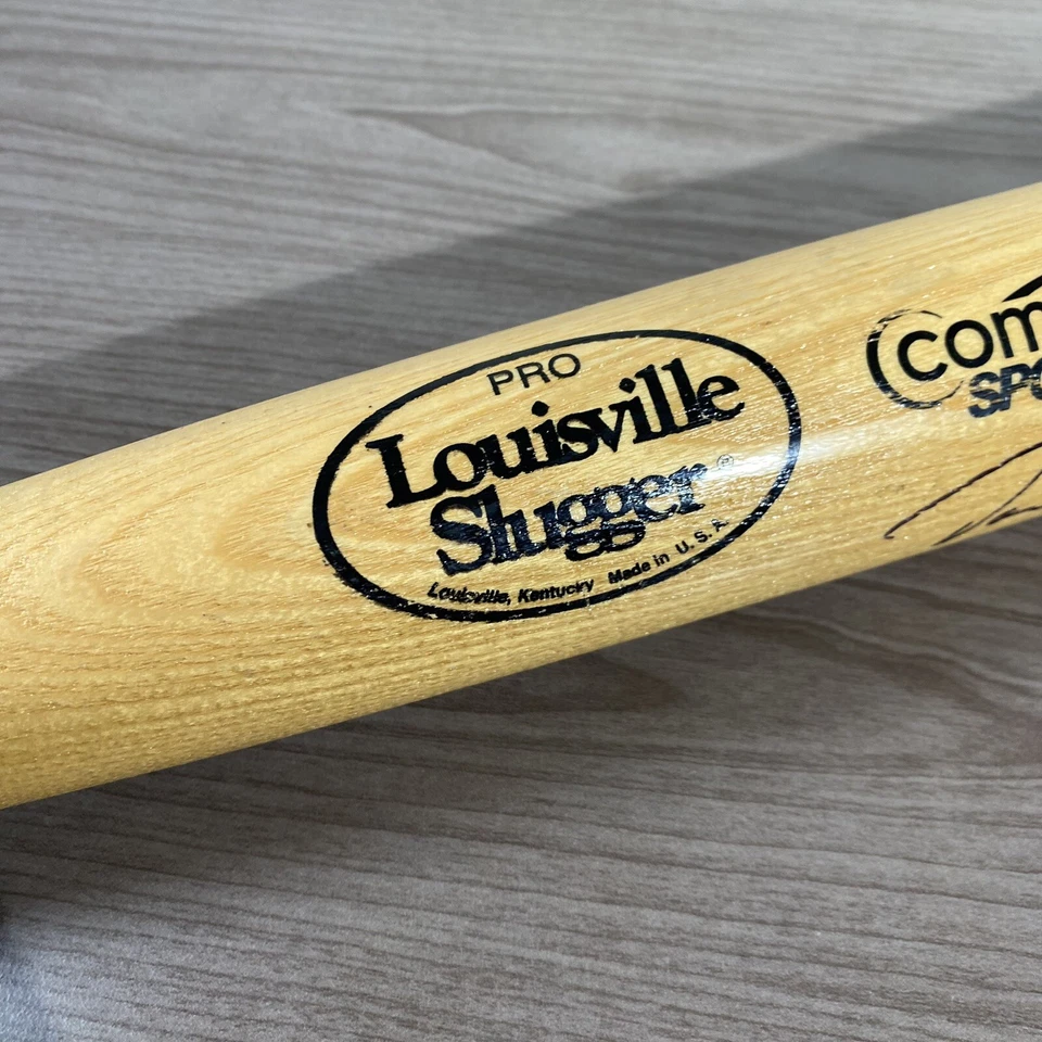 Chicago White Sox Louisville Slugger Baseball Bat #30 David Robertson  Autograph - Image 2 of 4