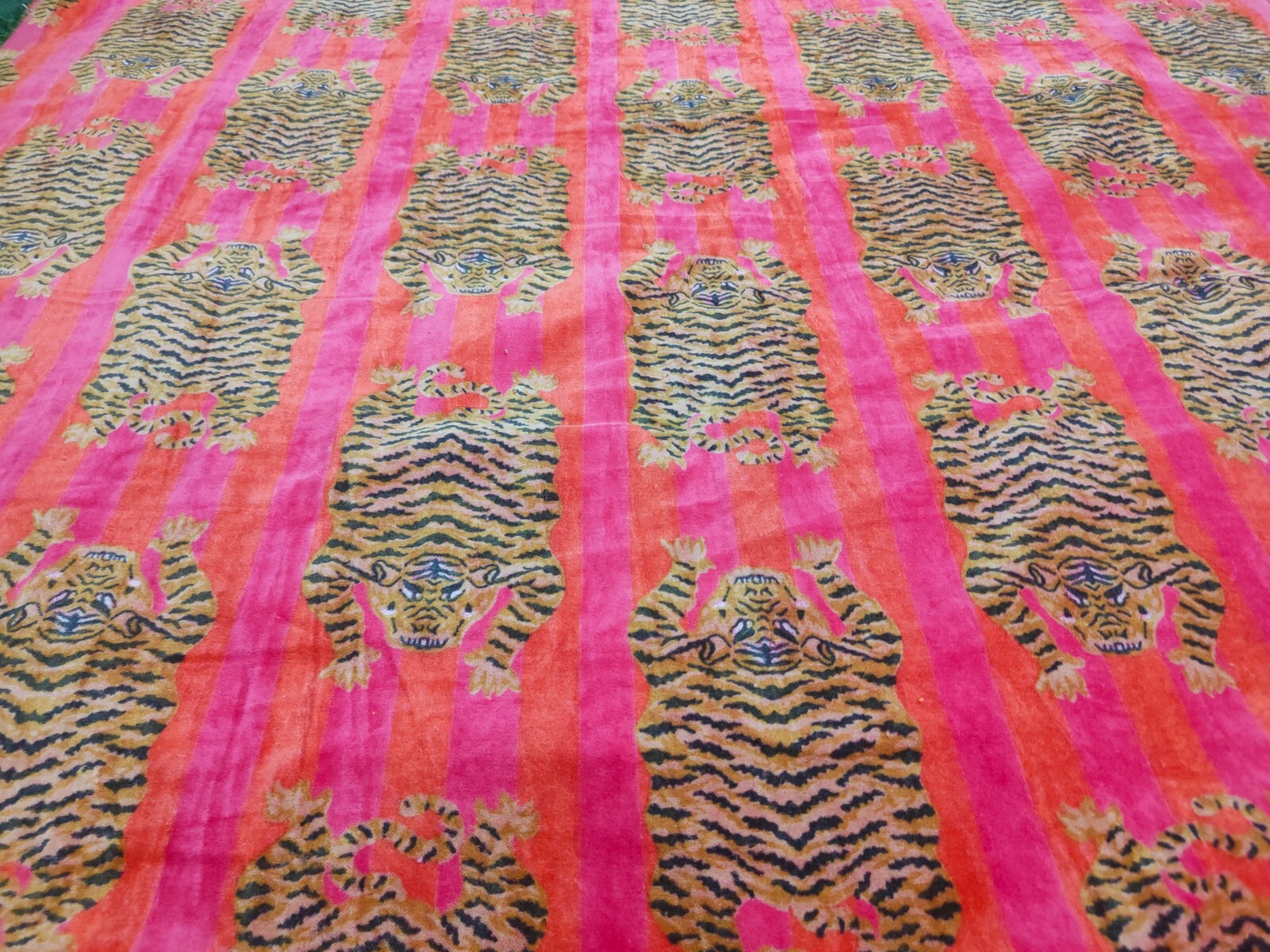 Luxury Soft Velvet Tiger Print Fabric Indian Dress Sewing Upholstery VelveFabric