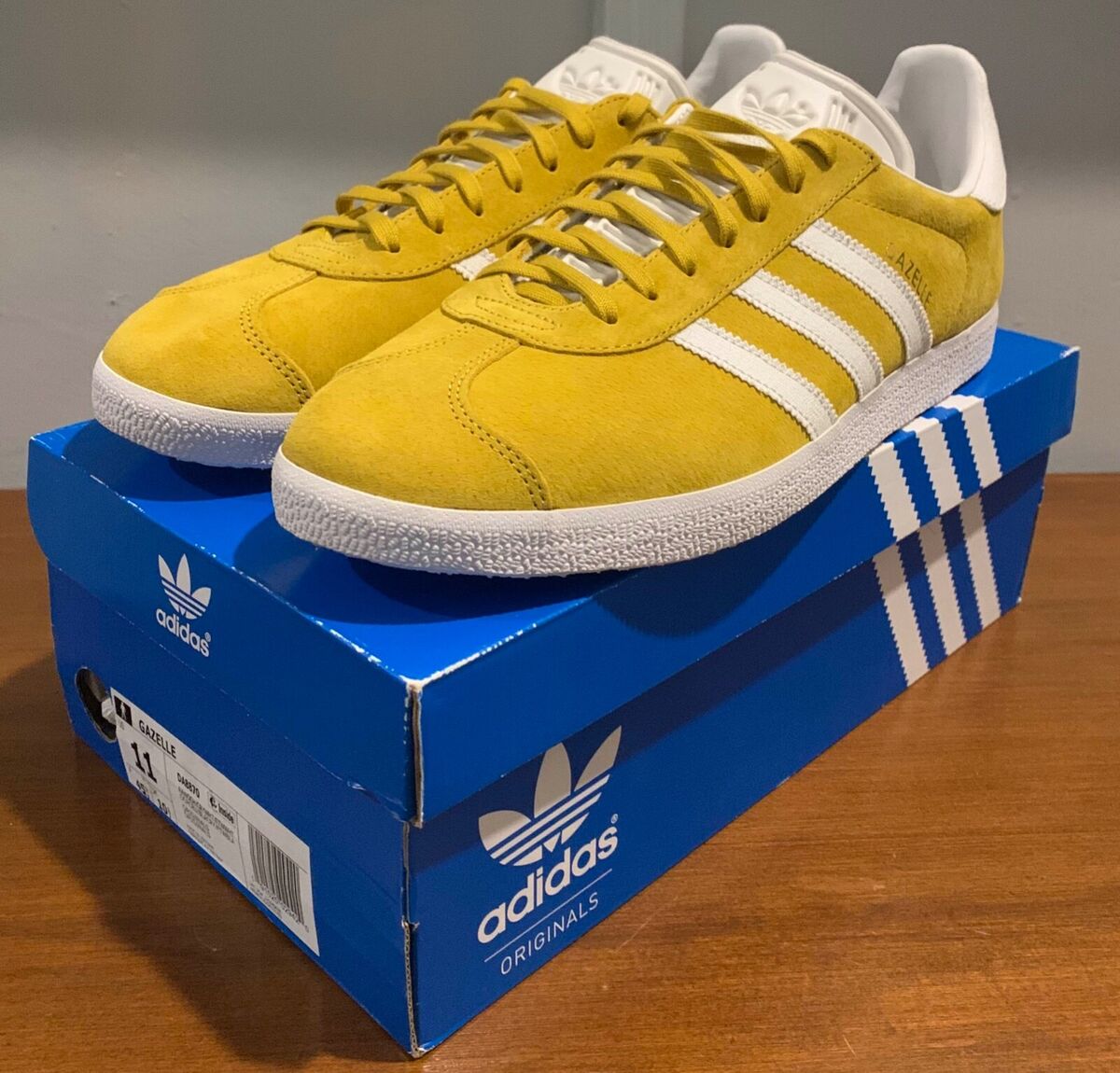 Adidas Gazelle US 11 Raw Orche Crystal Cloud White Originals Adidas Gazelle US 11 Raw Orche Crystal Cloud White Originals