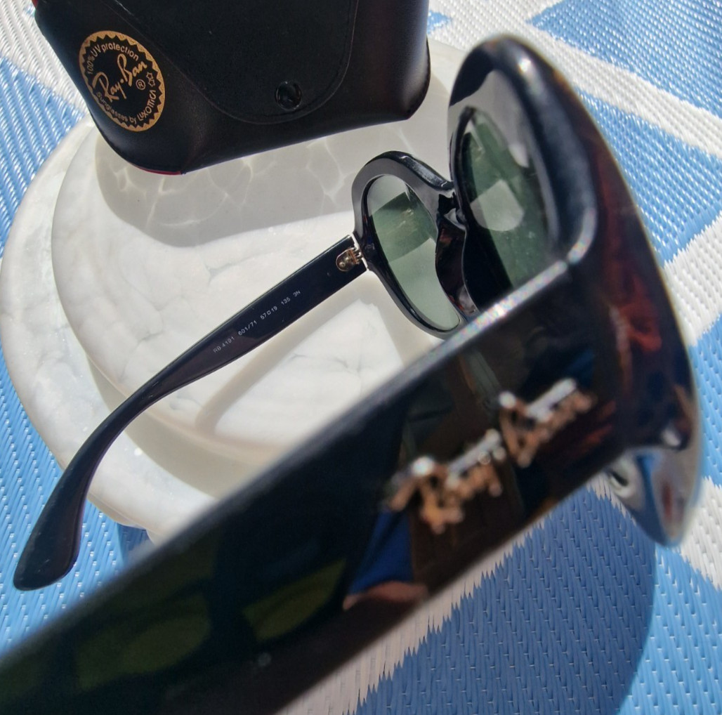 Ray Ban ' RB 4191 601/71  ' Polished Black/Green Oval Sunglasses Italy ***RARE image 9