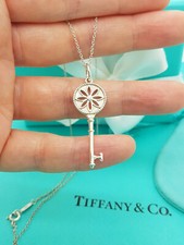 Tiffany & Co. Daisy Diamond Silver Flower Key Pendant 18 chain Necklace
