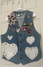 Vtg Branders Upcycled Embellished Denim Vest Heart Doilies Buttons Sz L Cottage