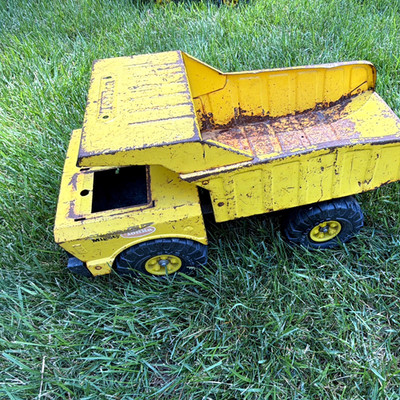 Tonka Mighty Tonka Yellow & Black Pressed Steel Toy Dump Truck Vehicle