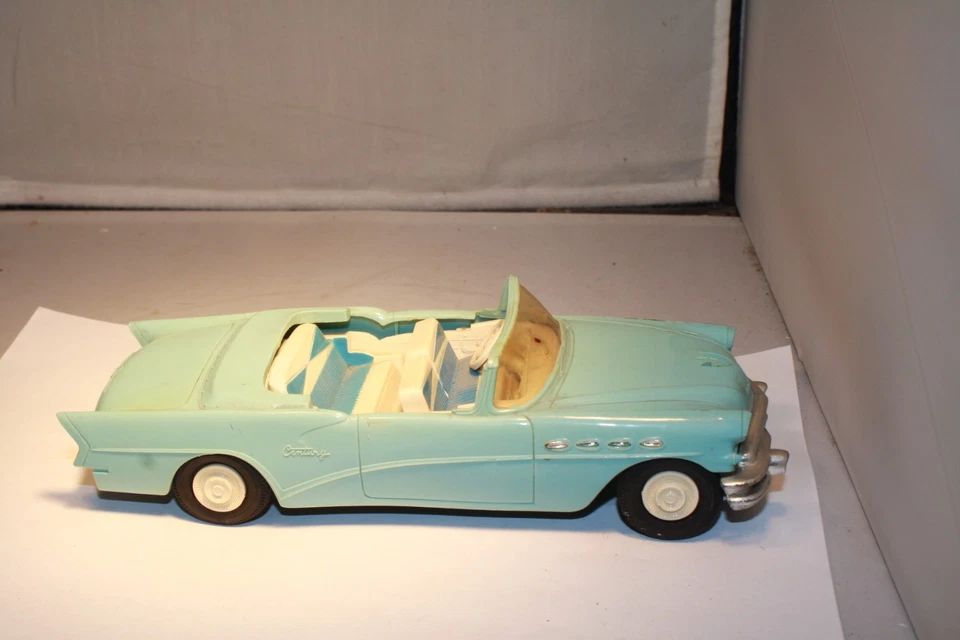 1956 Buick Century Convertible Promo 1/25 Scale Parts Model Car AMT Made in USA - Image 4 of 4