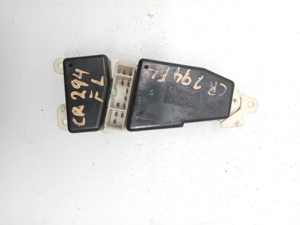 PLYMOUTH BREEZE 1997 interruptor de control de ventana de puerta del lado del conductor delantero izquierdo OEM Foto 3 de 4