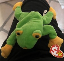 TY Smoochy Beanie Baby frog 1997 PVC Pellets MWMT RARE