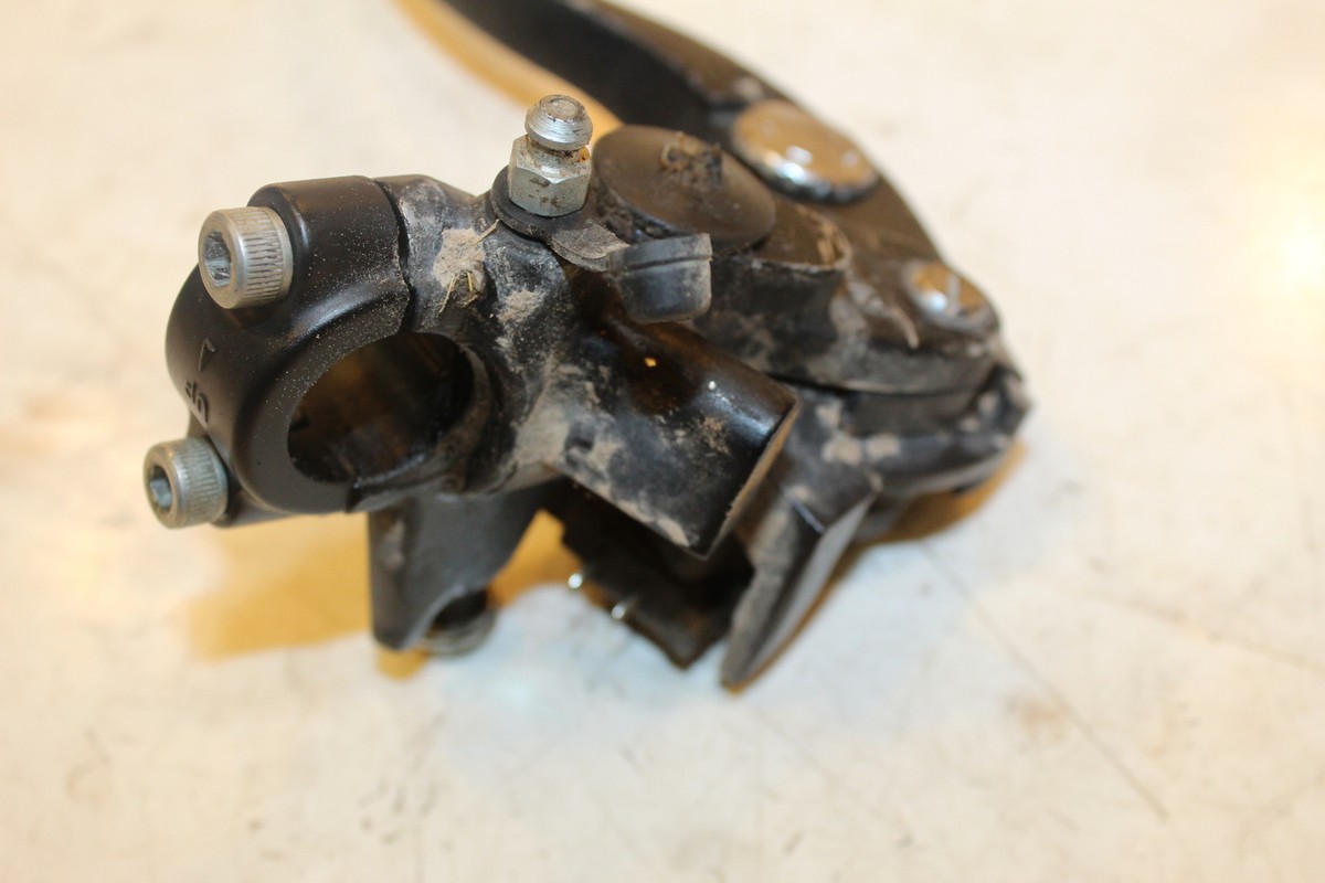 2007 Kawasaki Ninja Zx1400 Right Clipon Handlebar Brake 2007 Kawasaki Ninja Zx1400 Right Clipon Handlebar Brake