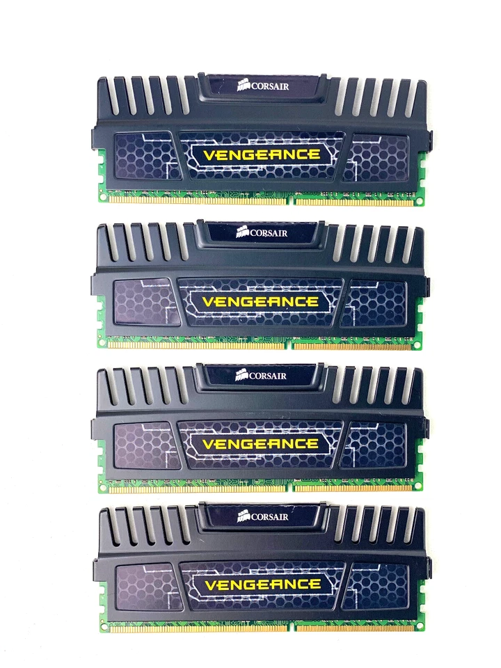 16GB Kit CORSAIR DDR3 1600MHz ( 4GB x4 ) PC3-12800U Gaming Desktop Memory Shield - Image 2 of 2