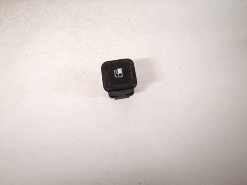 Volkswagen Passat 1999 Fuel Cap Switch (Gas Fuel Door Switch Butto #1538649-61
