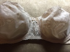 34D VTG MAIDENFORM PRETTY SHAPELY SOFT CUP NYLON LACE STRAPLESS UNDERWIRE BRA