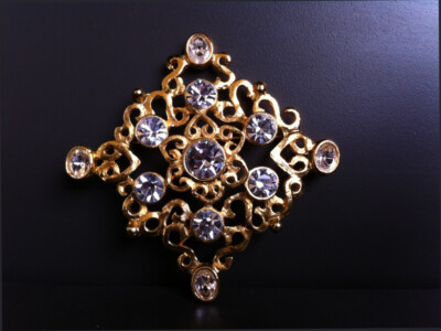 Broche Vintage Inès De La Fressange - Métal Doré Et Brillants - État Excellent - Occasion