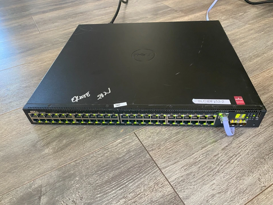 Conmutador de red administrado Dell N2048P 48 puertos incluye orejas de rack RESET + PUERTOS PROBADOS Foto 2 de 4