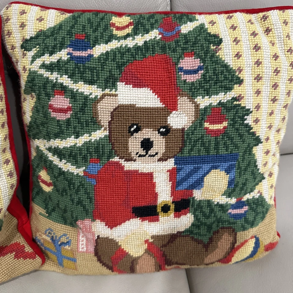 "Oso de peluche vintage de Navidad 2 almohadas de lana bordado a punta de aguja Santa 12""x12""" Foto 3 de 4