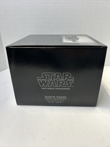 Gentle Giant Star Wars Darth Vader The Force Unleashed 1384/3000 Bust Y1 - Picture 8 of 9