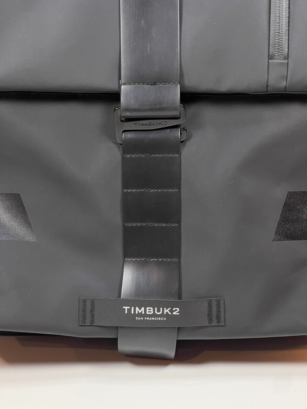 Timbuk2 San Francisco Messenger Bag Black Gem