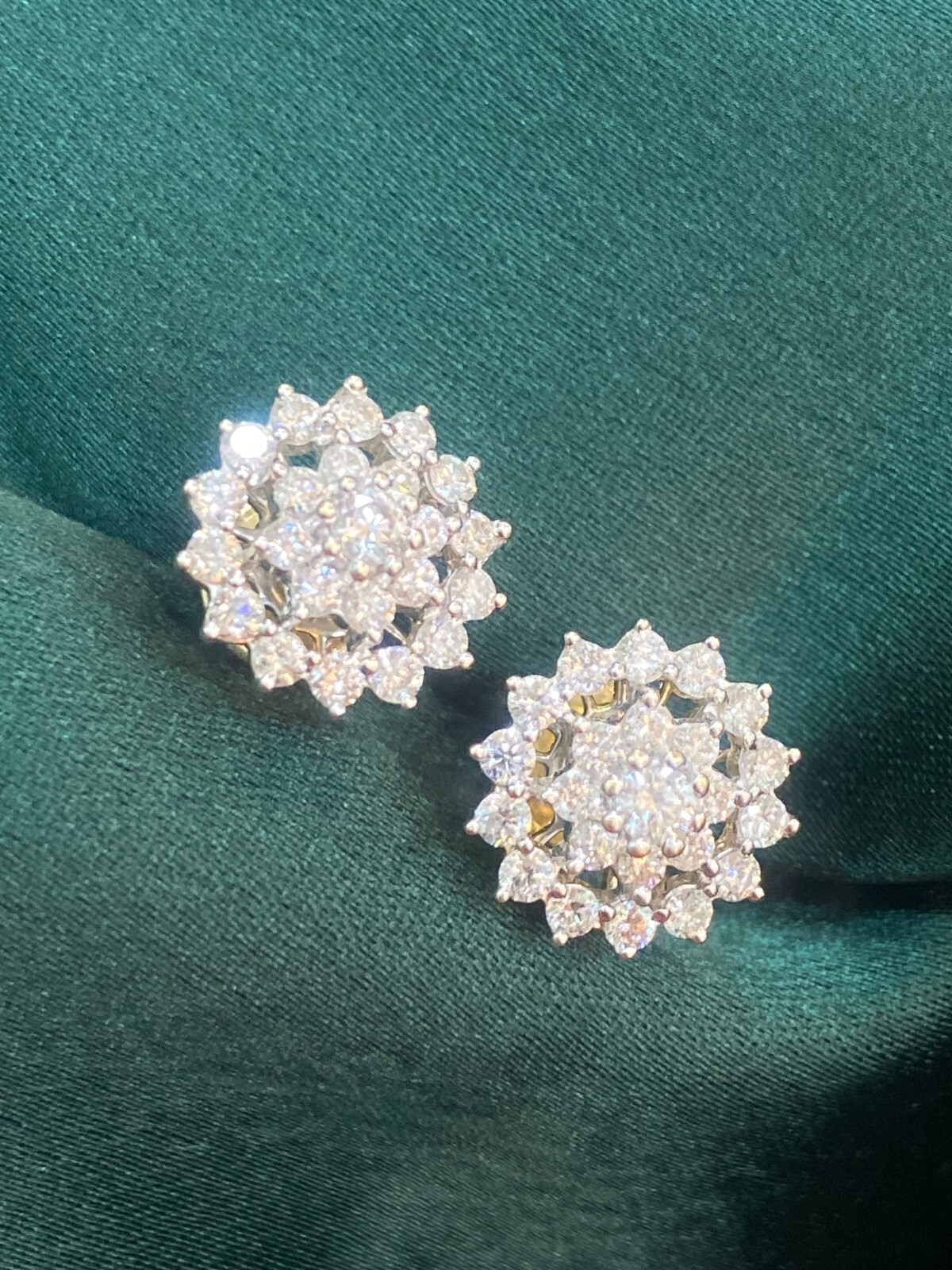 Real 1.40 Cts Round Brilliant Natural Diamonds Cluster Stud Earrings In 14K Gold