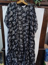 NWT LAUREN CONRAD BLACK FLORAL GRAPHIC OPEN FRONT RUANA DUSTER ONE SIZE