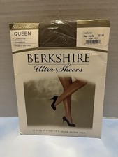 NEW Berkshire Queen Ultra Sheers pantyhose 3X 4X Nu Grey control top 4411