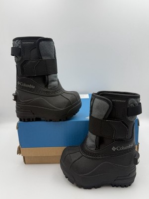 NIB - Columbia Toddler Bugaboot  Celsius Strap Size 4 Black/Graphite Snowboot