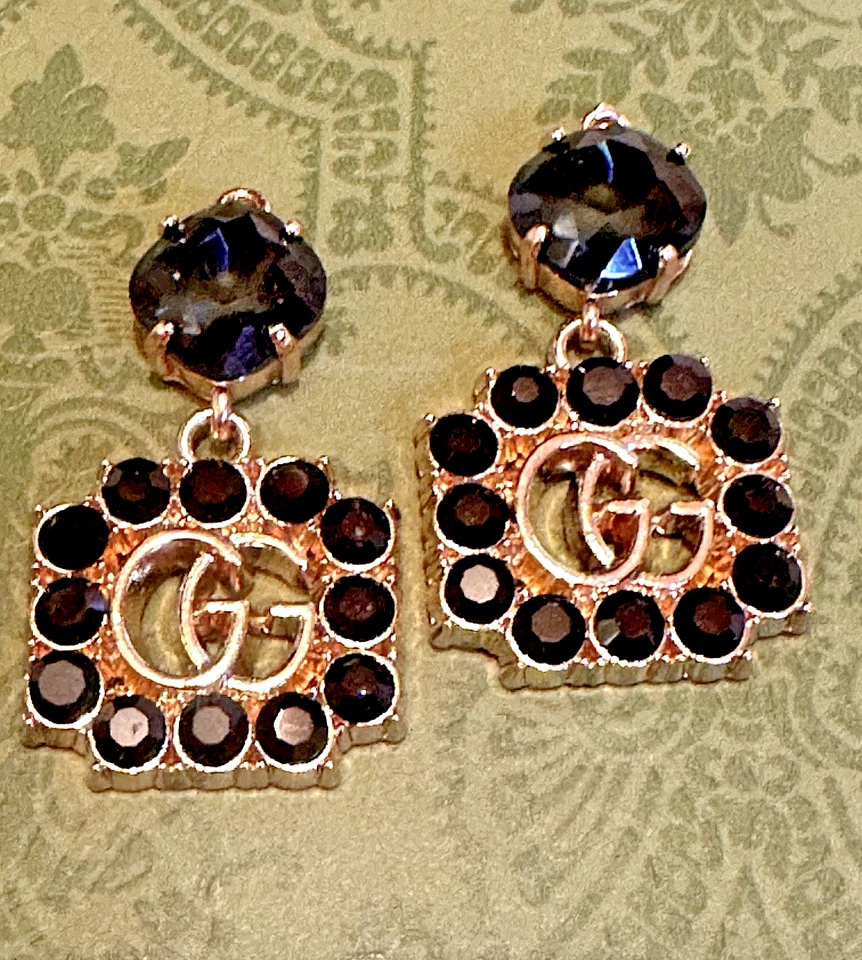 2pcs GUCCI Gold & Crystal  GG logo Charms /zip pulls rework into jewlry earrings - Image 4 of 4