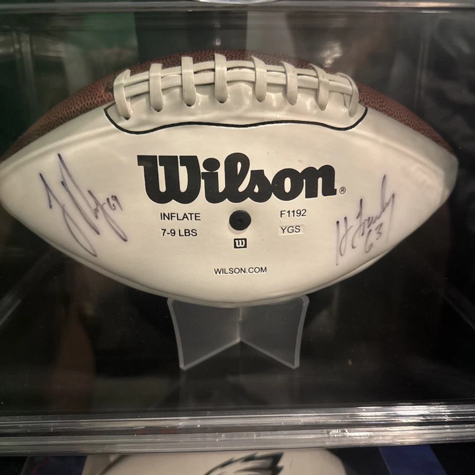 JON RUNYAN HANK FRALEY PHILADELPHIA EAGLES FIRMADO WILSON FÚTBOL CON ESTUCHE  Foto 2 de 2
