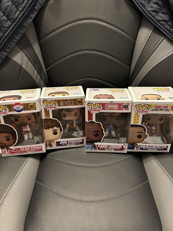 4x Funko Pops,Kawhi Leonard,Julius Irving,John Stockton,Harlem Globetrotters,New