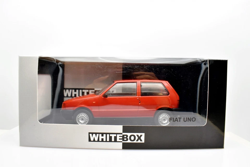 modellino auto Fiat uno rosso scala 1:24 modellismo statico da collezione nuovo - Immagine 4 di 4