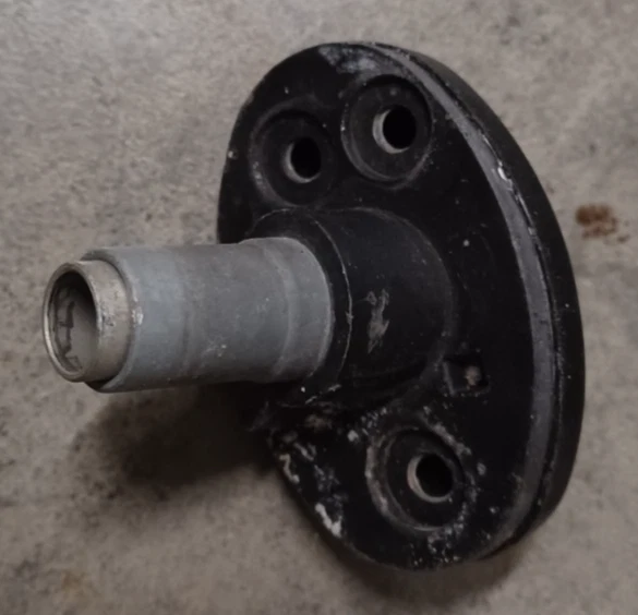 Ford Mustang GT 1999 convertible ojal de antena Foto 2 de 3