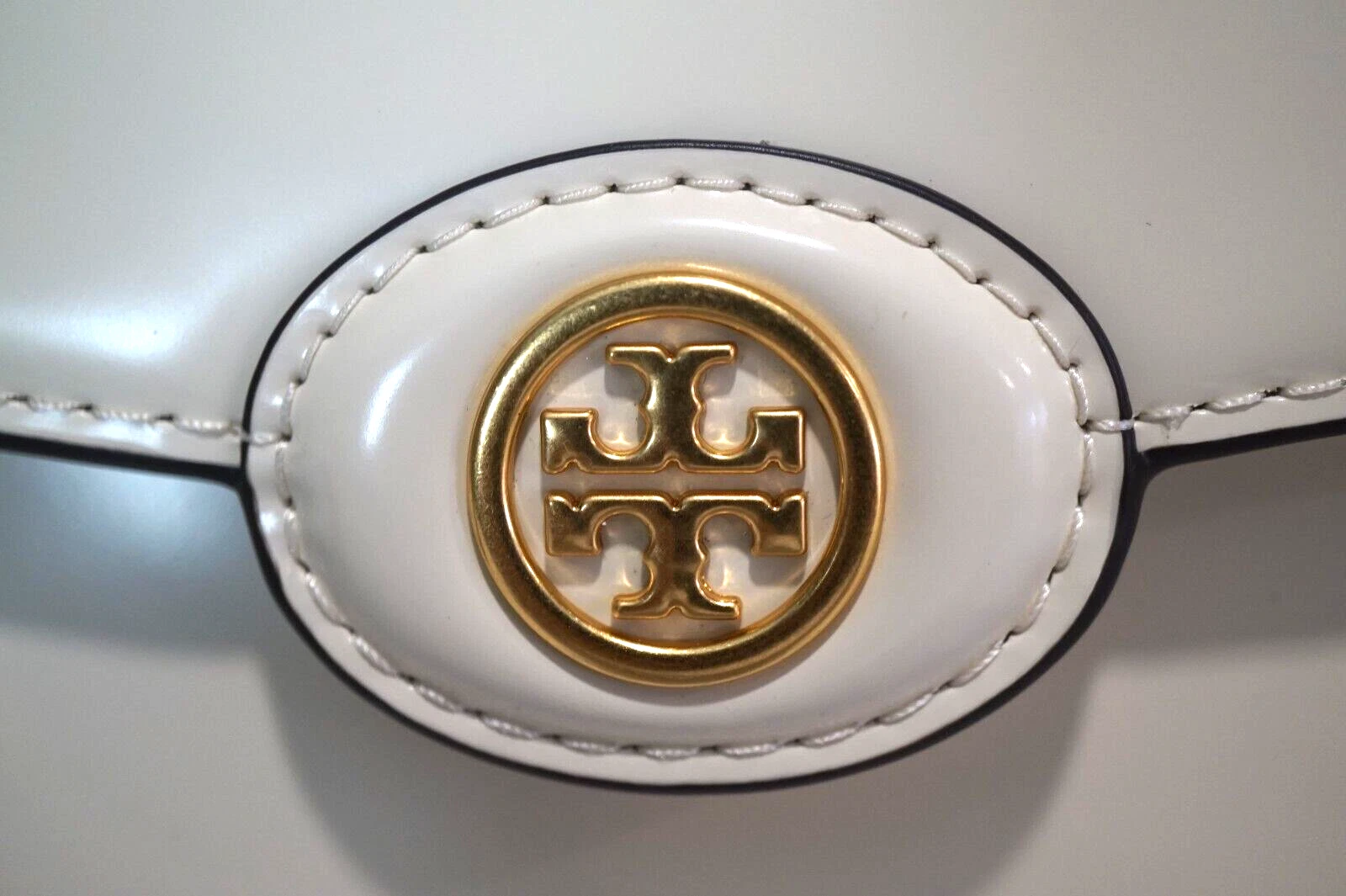 Borsa piccola Robinson Spazzolato in pelle con manico superiore nuova con etichette TORY BURCH CREMA CHIARO oro