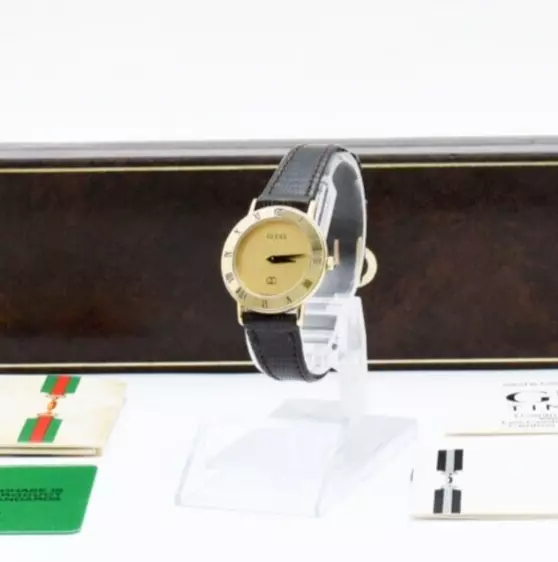 ▶️Montre femme vintage GUCCI 3000L quartz doré JAPON neuve Batt【N comme neuve/boîte, papier】 Vintage