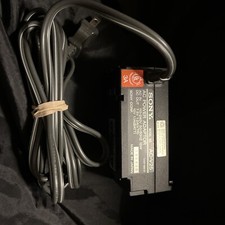 OEM SONY AC-V25 AC Adapter Battery Charger Power Supply TESTED