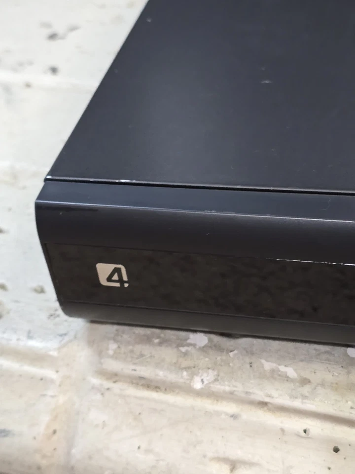 TiVo Premiere Series4 DVR TCD750500 Full HD with Remote Control and Power Cable  - Image 4 of 4