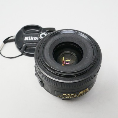 Nikon NIKKOR AF-S 35mm DX f/1.8 Prime Lens -- plus Caps