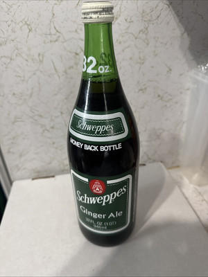 1980 Vintage Unopened Schweppes 32 Fl. Oz Ginger Ale Soda Bottle