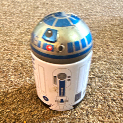 Star Wars R2-D2 Rebel Raspberry Sours Candy Tin 1.2 oz (35g)